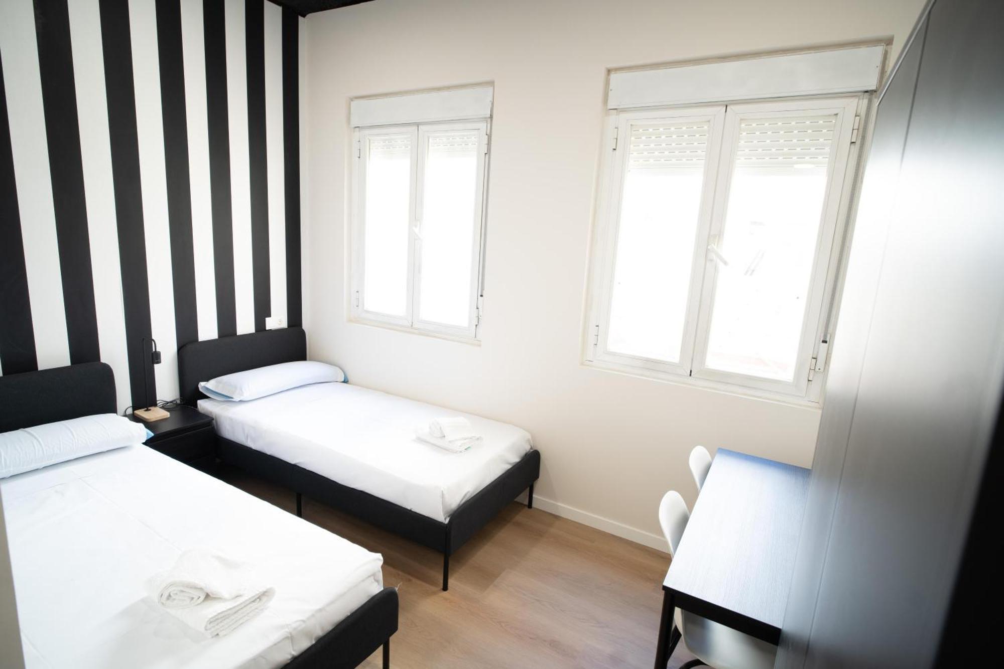 Adventure Hostel Madrid Buitenkant foto