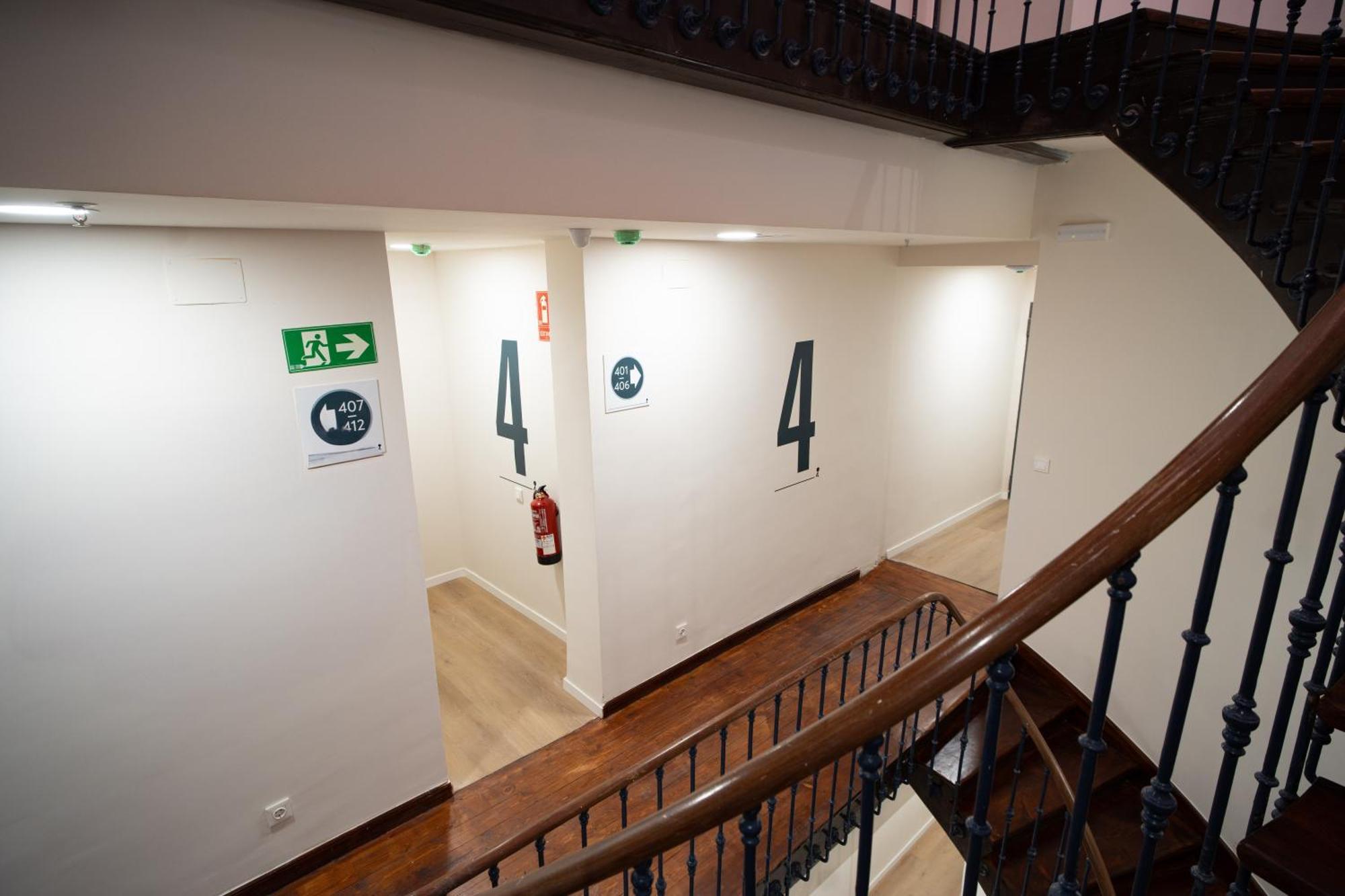 Adventure Hostel Madrid Buitenkant foto