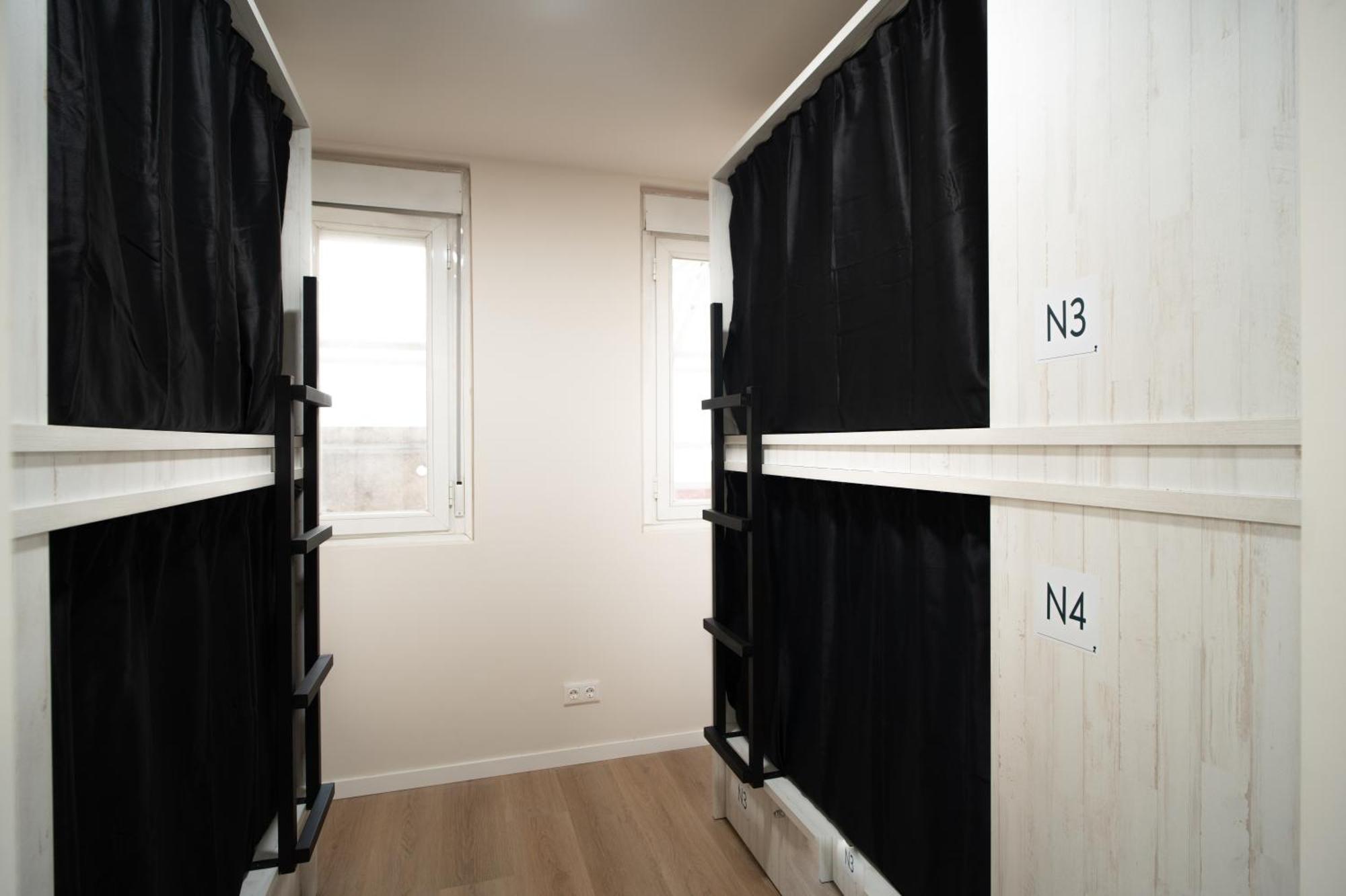Adventure Hostel Madrid Buitenkant foto