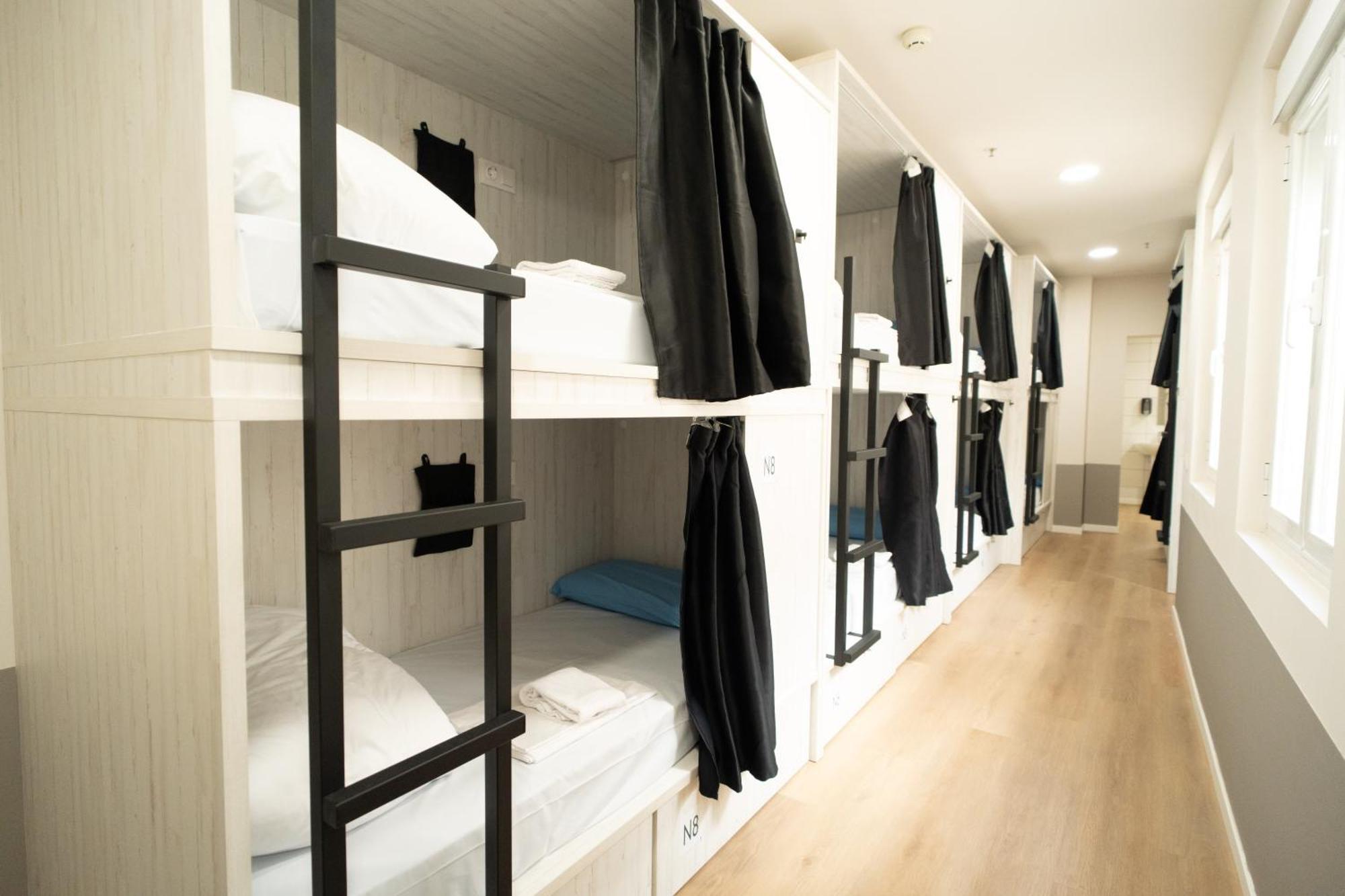 Adventure Hostel Madrid Buitenkant foto